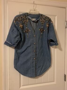 Monique fashions gold beaded vintage denim button down blouse sz 6